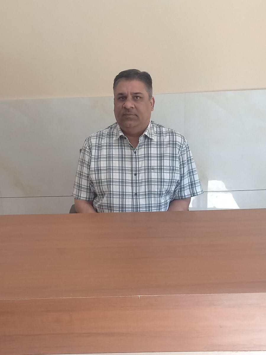 Dr. Rajan Gupta